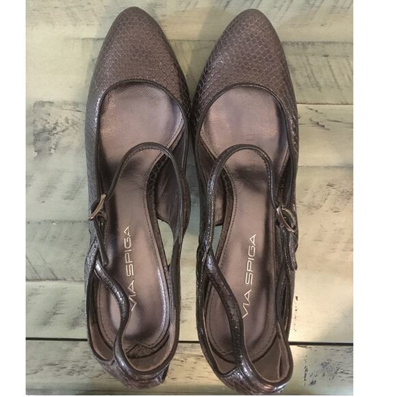 Via Spiga Designed in Italy 7 1/2 Med Mirrored 3 1/2" Heel Silver Platinum Snake - Picture 2 of 8